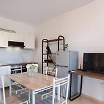 Sofoklis House With A Private Veranda Apartment